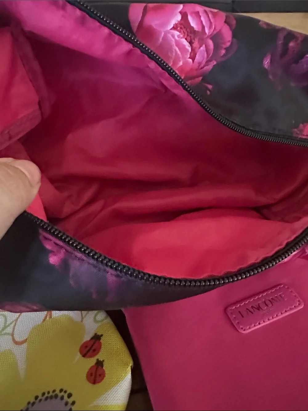Set of 3 cosmetic pouches